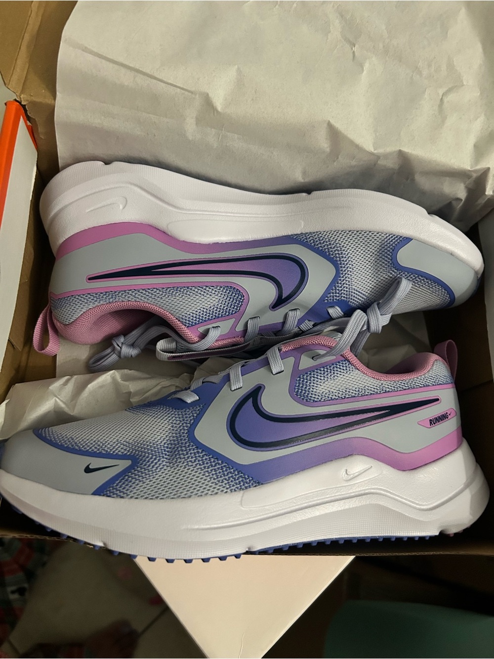 Nike Cosmic Runner - Picture 4 of 7